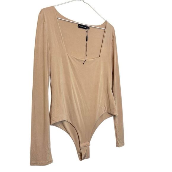 NWT PrettyLittleThing Second Skin Square Neck Long Sleeve Stone Bodysuit Size 12 - Picture 2 of 4